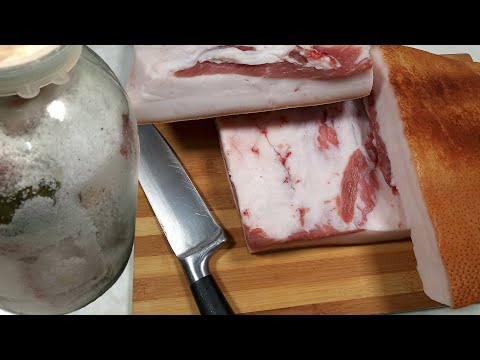 Видео: Солим сало в банках без рассола | Как выбрать вкусное сало