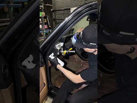 Видео: Химчистка старой бмв