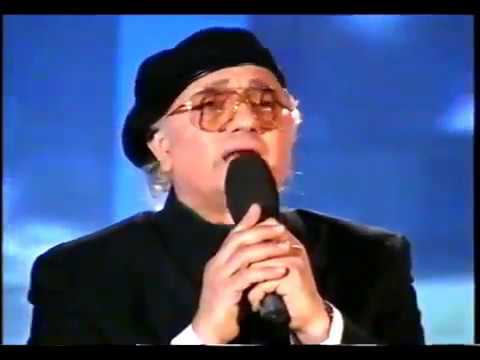 Видео: Жан Татлян, "Уличные Фонари", 2011 г.