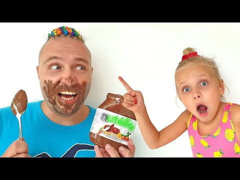 Видео: Алиса хочет шутить над папой