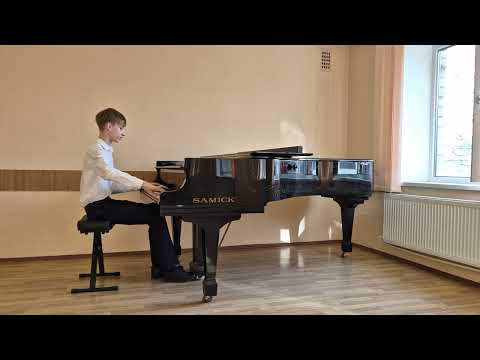 Видео: М. Глинка - М. Балакирев "Жаворонок". Исп. Андрей Якунин (7 класс)