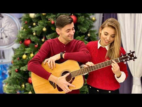 Видео: "Ягода"🍒 для вас поёт, в Новый год скорей зовёт! #31