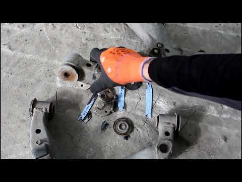 Видео: Замена сайлентблоков переднего нижнего рычага 1часть Toyota Noah 3S FE Тойота Ноах 2000 года