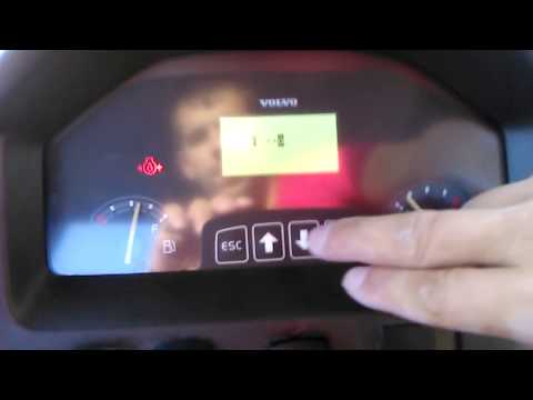 Видео: VOLVO BL 71 B экскаватор погрузчик. Сброс сервисного напоминания. Убрать значек ключа с экрана.