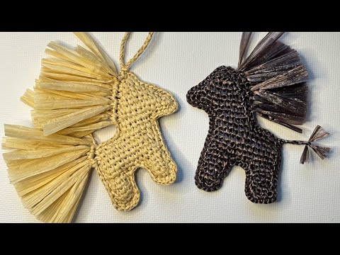 Видео: Коник-брелок гачком 
