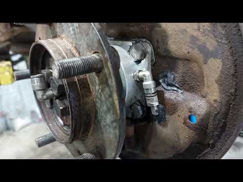 Видео: Центральная подкачка на ниве, улучшенная версия подкачки заднего моста