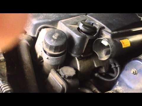 Видео: Меrcedes-benz (w220) замена масла в двигателе