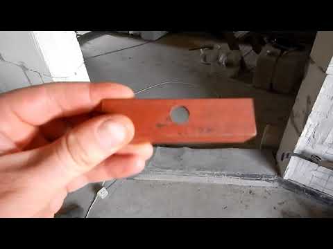 Видео: выпиливание проема под окно