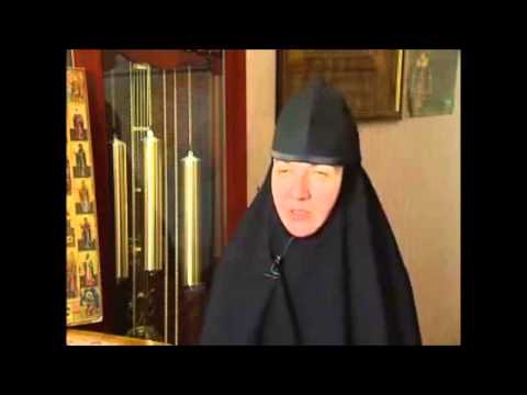 Видео: Схимонахиня Анна (рассказывает монахиня Нина (Крыгина))