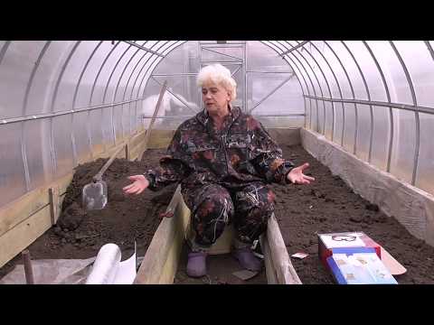 Видео: Греющая лента или греющий кабель? Как выбрать подогрев грунта для теплицы?
