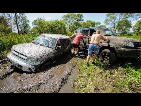 Видео: ЧТО МОЖЕТ Land Rover Discovery в OFFROAD? Уаз Патриот и Митсубиси Паджеро страхуют