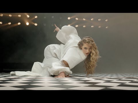 Видео: Elizabet - Носталгия (Official Video)