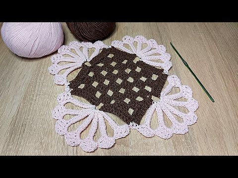 Видео: 😀💯✅ПОДСТАВКА ПОД ГОРЯЧЕЕ ИЛИ КВАДРАТНАЯ САЛФЕТКА КРЮЧКОМ (вязание крючком для начинающих)