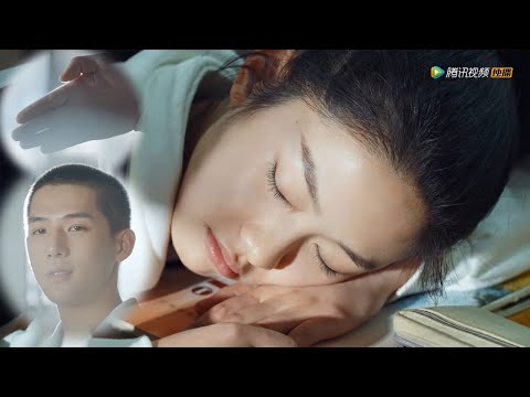 Видео: Золушка уснула, красивый босс перестал скрывать любовь и загородил солнечный свет