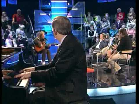 Видео: Вячеслав Малежик Хуторянка