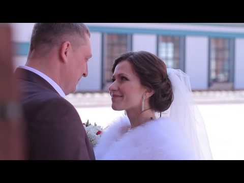 Видео: Жених читает рэп на свадьбе для невесты! Очень классная песня!