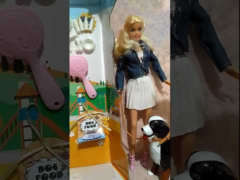 Видео: Кукла Дэфа Люси с интерактивной собакой