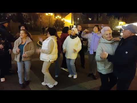 Видео: Шалунья 🍂🍁осень..... 06.11.23.