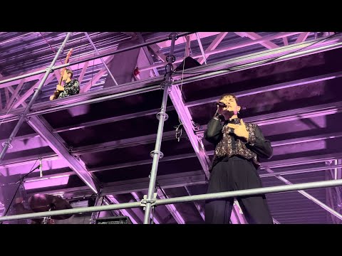 Видео: SHORTPARIS – Говорит Москва (МЕГА, Екатеринбург, 11.11.2023)