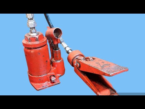 Видео: Мало кто знает множество применений гидравлического домкрата.