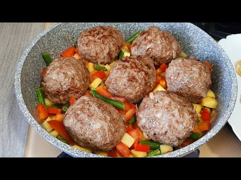 Видео: Обалденное Блюдо на сковороде! Лучший рецепт что бы удивить гостей!