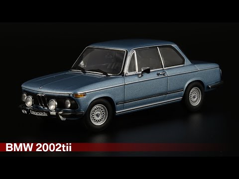 Видео: The Ultimate Driving Machine: BMW 2002tii L /// AUTOart /// Масштабные модели автомобилей 1970х 1:43
