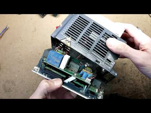 Видео: Дверной частотник Altivar от лифта ремонт