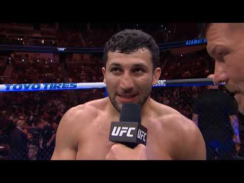Видео: UFC Де-Мойн: Азамат Бекоев - Слова после боя