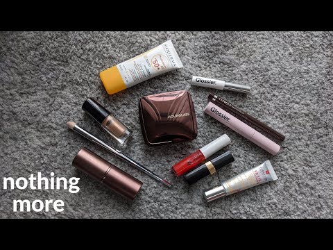 Видео: Косметичка минималиста | Инвентаризация косметики - Апрель 2021