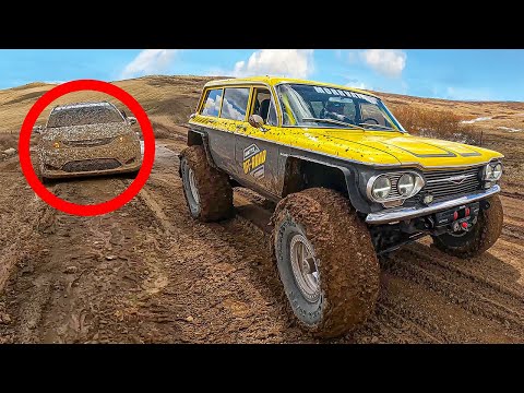 Видео: Эта дорога была закрыта... Минивэн совершил ОГРОМНУЮ ошибку!