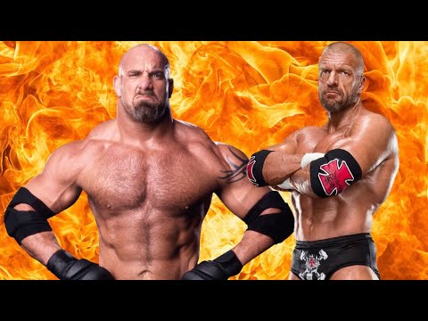 Видео: Коннан о: Triple H хоронит Голдберга