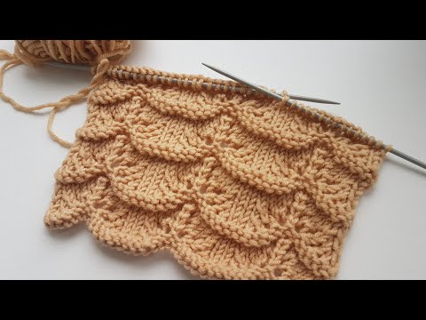 Видео: Объемный ажурный узор спицами "Ракушки".