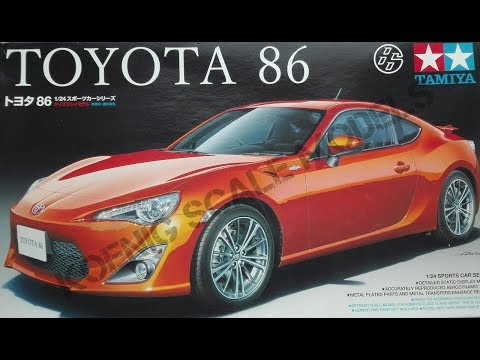 Видео: Обзор Toyota 86 Tamiya 1/24 (сборные модели)