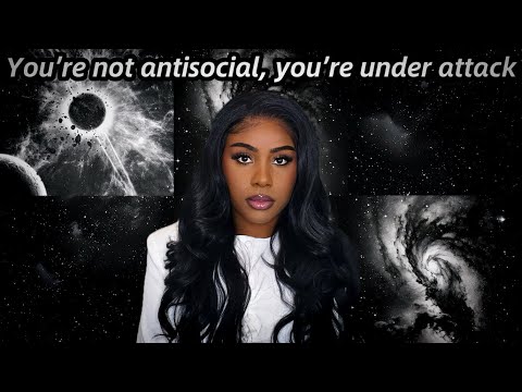 Видео: 10 признаков того, что вас мучает дух отвержения!