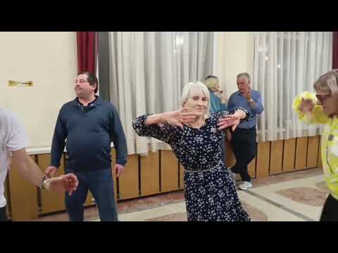 Видео: 26 октября. Тополя....