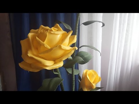 Видео: Часть 3. Роза торшер из изолона в цветочном горшке.