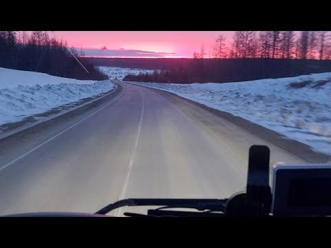 Видео: Негабарит на Якутию ч3! Прошёл перевал Якут и перевал Тит! Большие поломки!