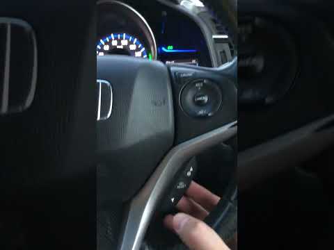 Видео: Как настроить часы на Honda Fit, Honda Vezell, Honda Shuttle и т.д.