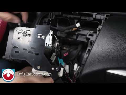 Видео: Установка радиоприемника Nissan Altima 2016-2018