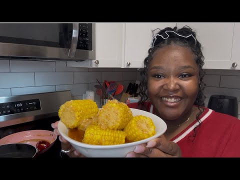 Видео: Давайте немного перекусим кукурузой каджун, ребята.