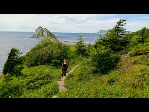 Видео: Мыс Островной (Птичий). Наслаждаемся красотой прибрежных мысов Охотского моря.