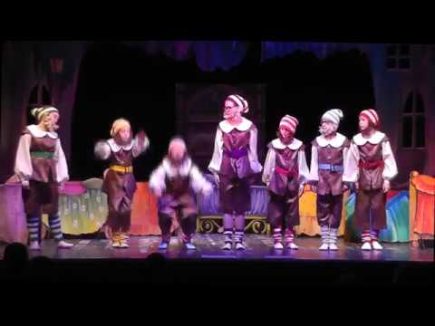 Видео: Белоснежка и 7 гномов