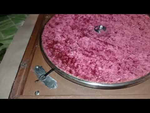 Видео: Патефон "Молот"- после бюджетного ремонта.
