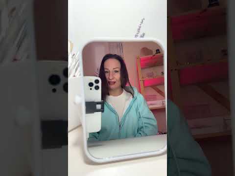 Видео: Композиция из цветов и текста на ногтях