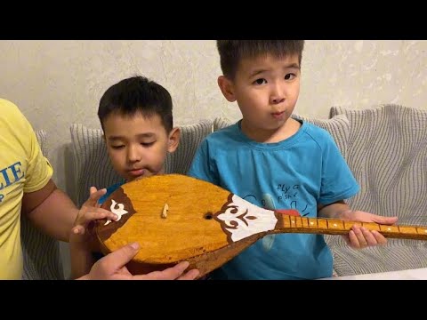 Видео: Домбыра жасау/Домбыраның макетін жасау👐Әлиқожа Амир/ #домбыра#домбыражасау#қолөнер#әкеменбала #әке