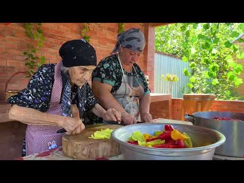 Видео: Рецепт домашнего лечо от бабушки | Секрет свежести на протяжении года!