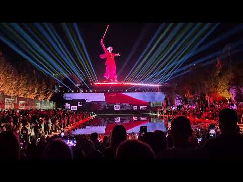 Видео: :Свет Великой Победы"-Инсталляции на Мамаевом Кургане.