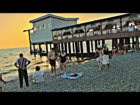 Видео: ✅️🌴27 ИЮЛЯ В АДЛЕРЕ: КУРОРТНЫЙ ГОРОДОК, ПЛЯЖ "ПРИЧАЛ". ЛУЧШИЕ МЕСТА И СТОЛОВЫЕ. АДЛЕР 2025