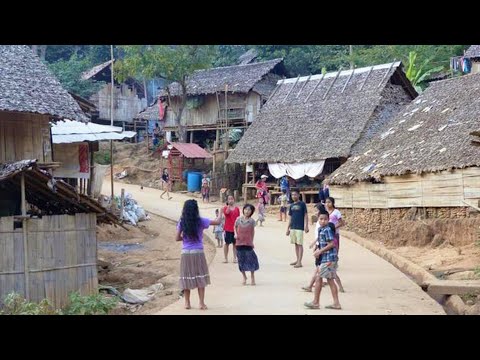 Видео: Неизвестные народы Китая. Прожив 1500 лет на берегу озера, супруги никогда не были женаты.