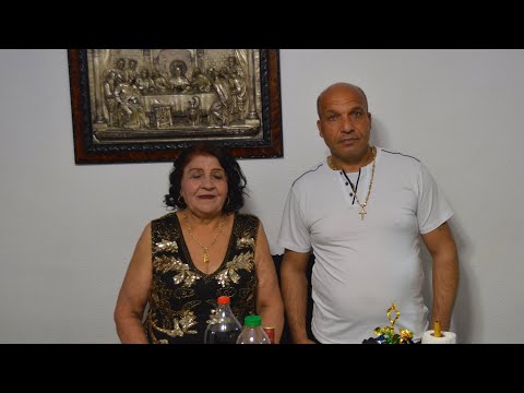 Видео: ОСВЕЩАВАНЕ  КЪЩАТА НА ВАЛЯ
